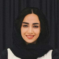 شقایق ایزدیان